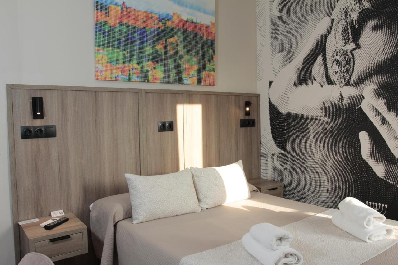 Hospedium Dlj Hostal Tematico Desde La Juderia Arjona Ngoại thất bức ảnh